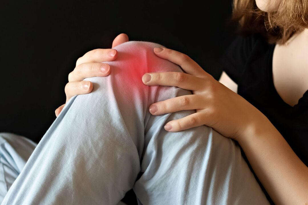 Knee pain caused by injury or illness. 